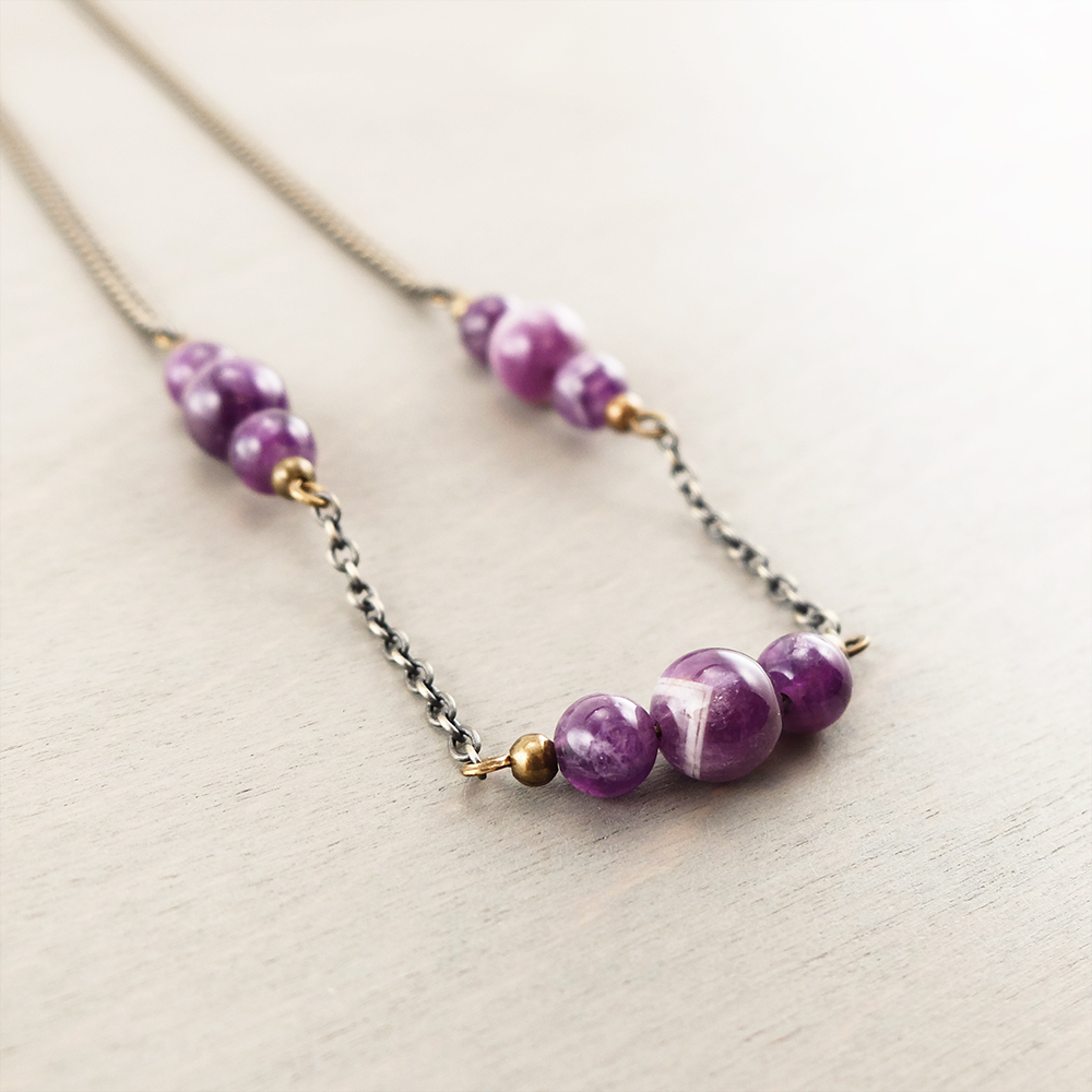 Maplewood 3-105 - Chevron Amethyst Necklace